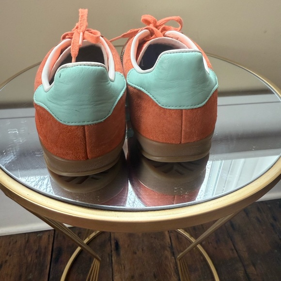 Adidas Men's Orange and Mint Gazelle Sneakers size 10 - Picture 6 of 8